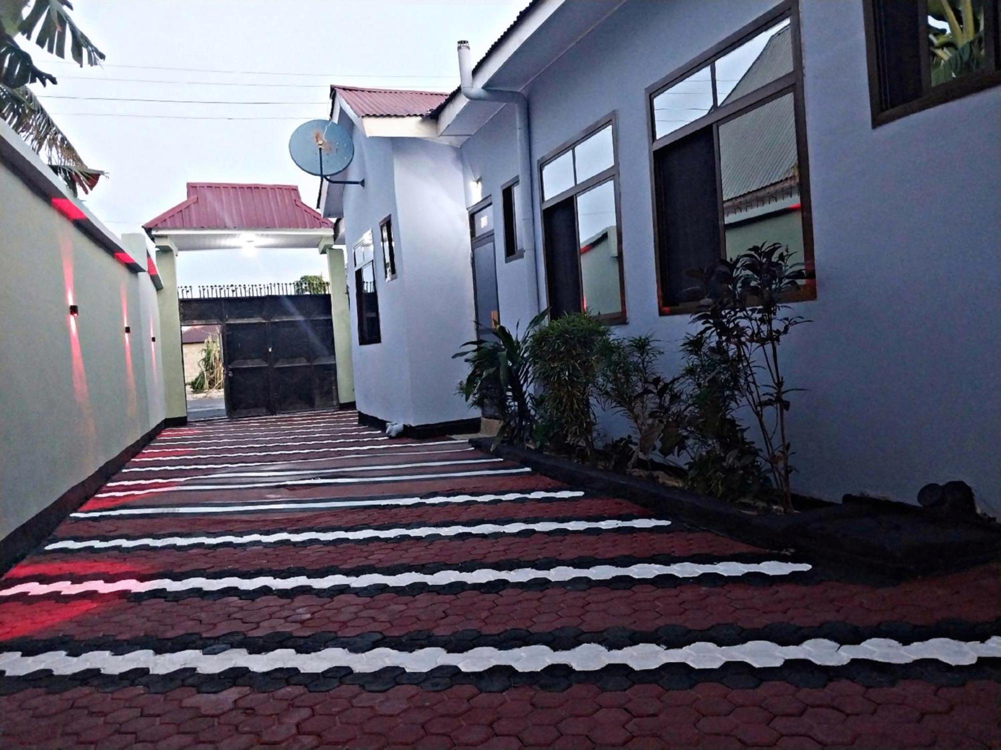 California Lodge Bagamoyo Ngoại thất bức ảnh